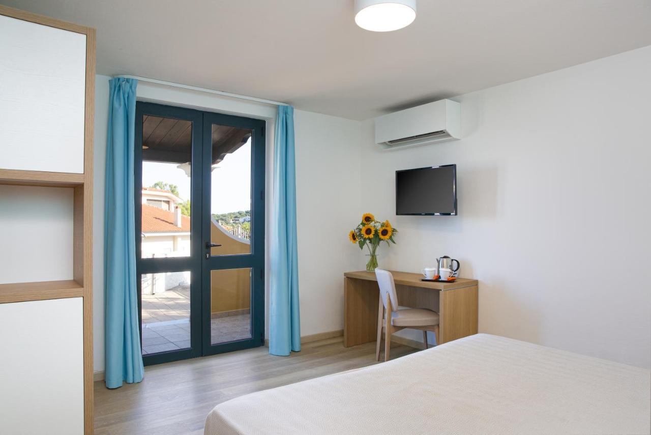 Lu' Hotel Maladroxia SantʼAntìoco Dış mekan fotoğraf