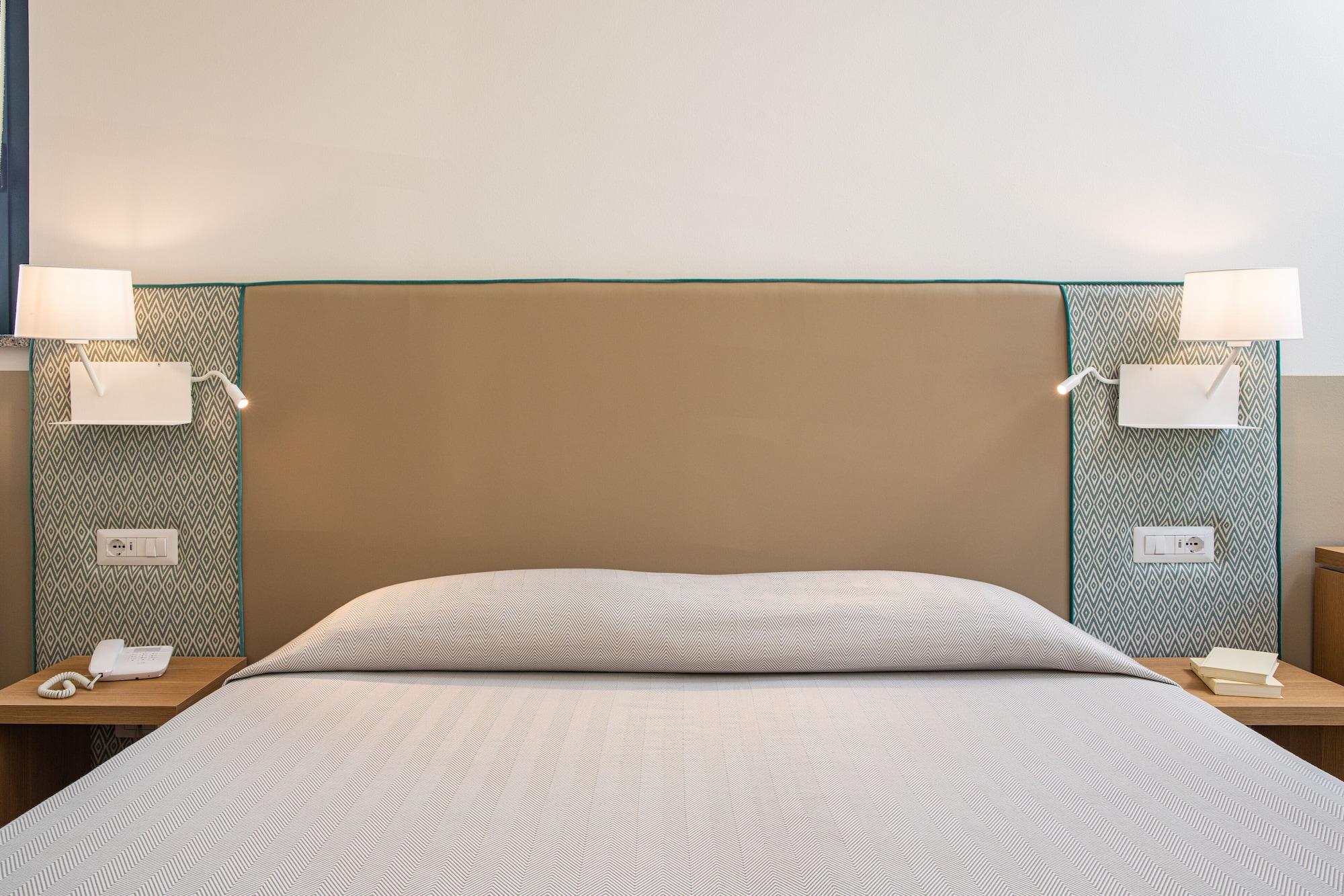 Lu' Hotel Maladroxia SantʼAntìoco Dış mekan fotoğraf